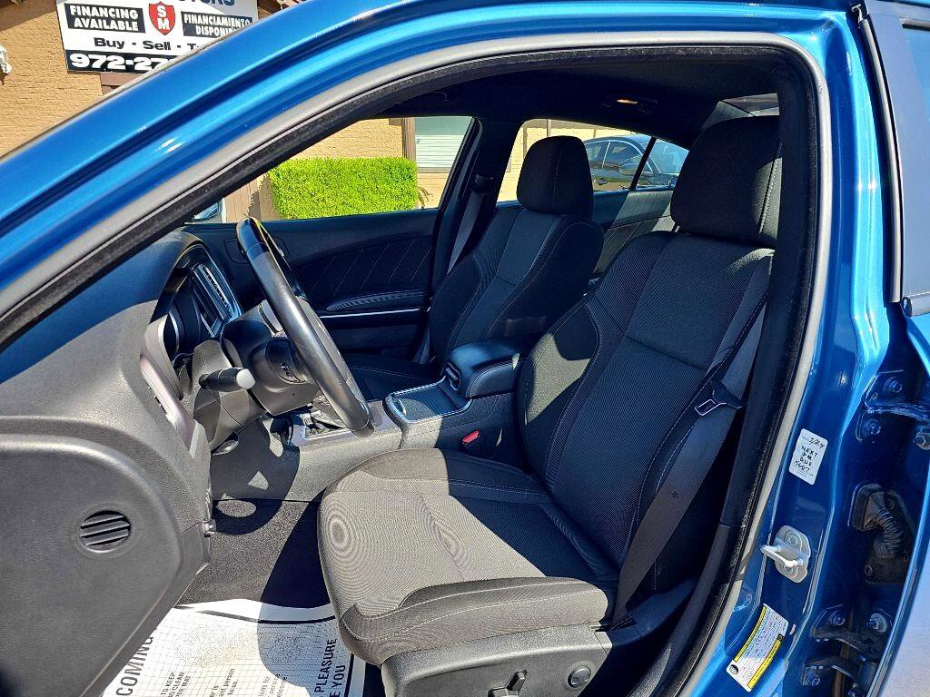 Used 2022 Dodge Charger SXT image 12