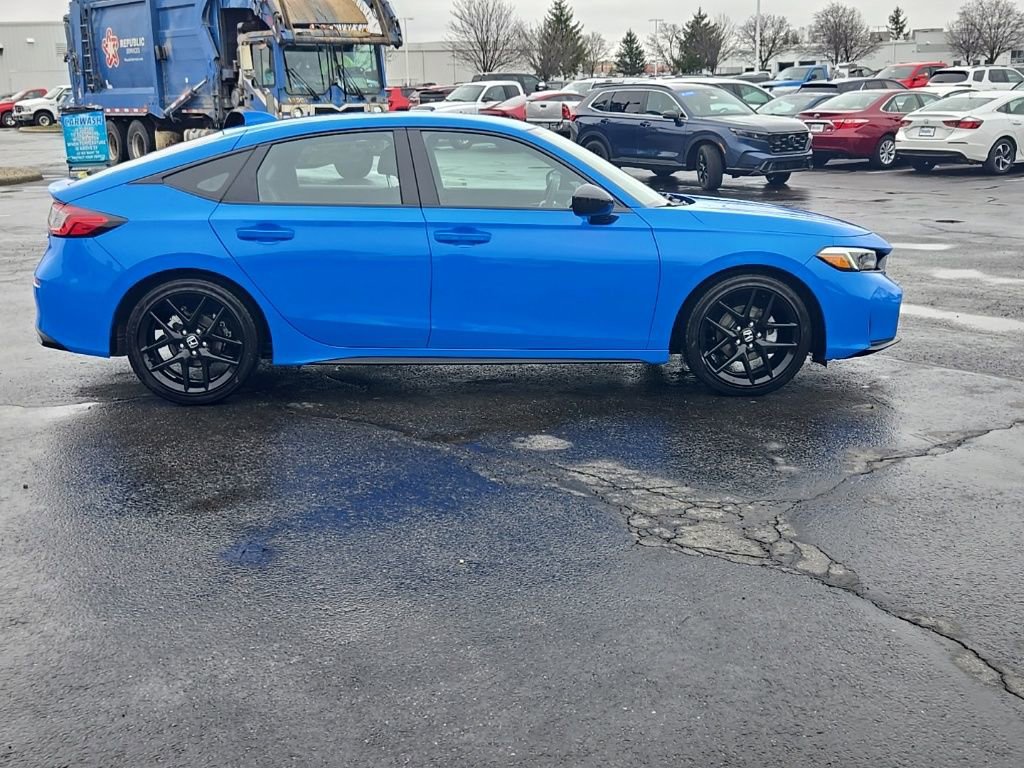 Used 2025 Honda Civic Sport image 10