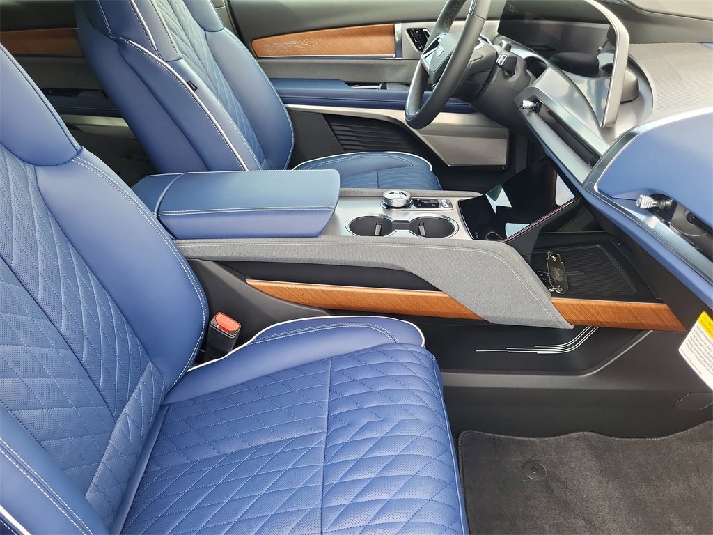 New 2026 Cadillac Vistiq Premium Luxury image 9