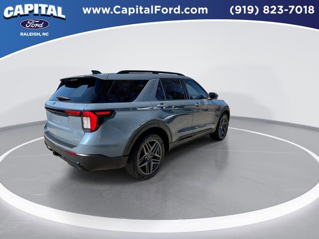 Certified 2025 Ford Explorer ST-Line w/ Premium Package AWD/4WD image 8
