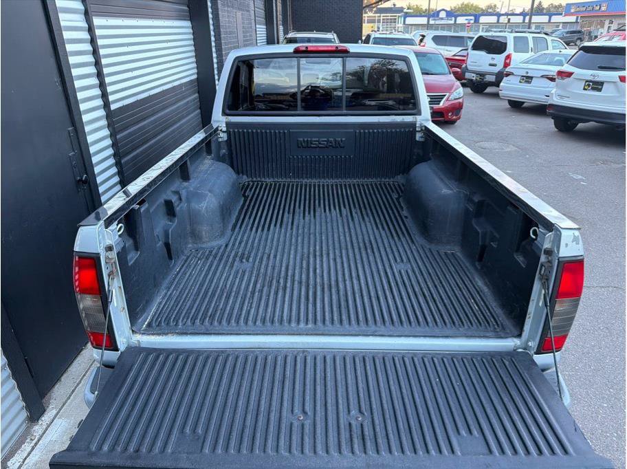 Used 2001 Nissan Frontier XE AWD/4WD image 20
