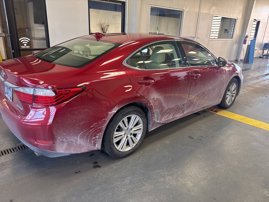 Used 2015 Lexus ES 350 image 4