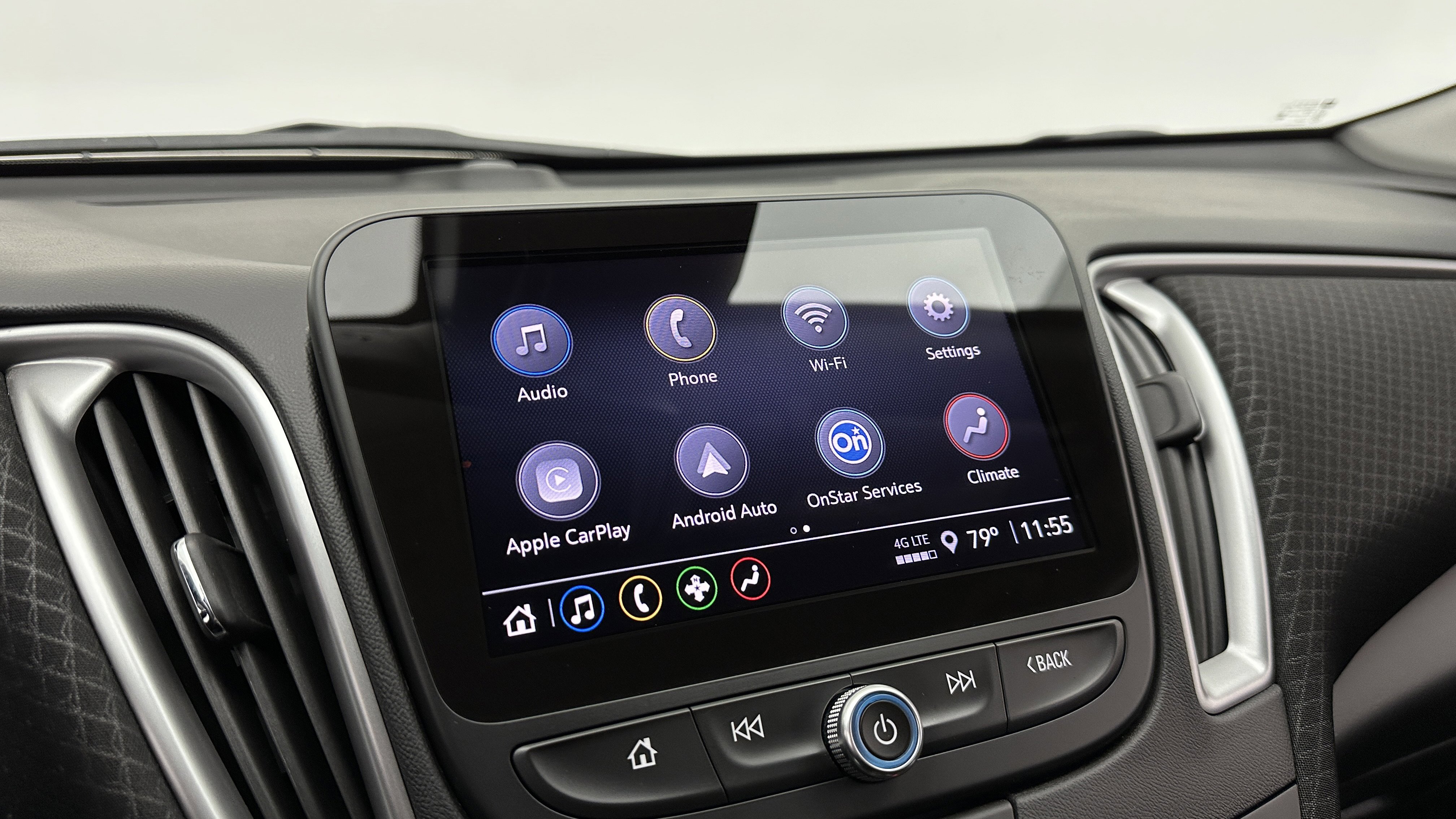 Used 2025 Chevrolet Malibu LT image 15