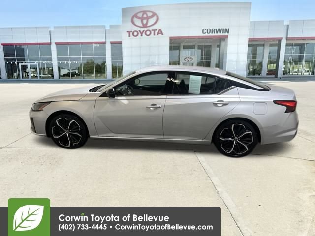 Used 2024 Nissan Altima 2.5 SR video 2