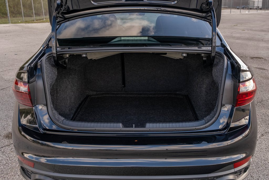 Used 2024 Volkswagen Jetta GLI Autobahn w/ GLI Black Package image 25