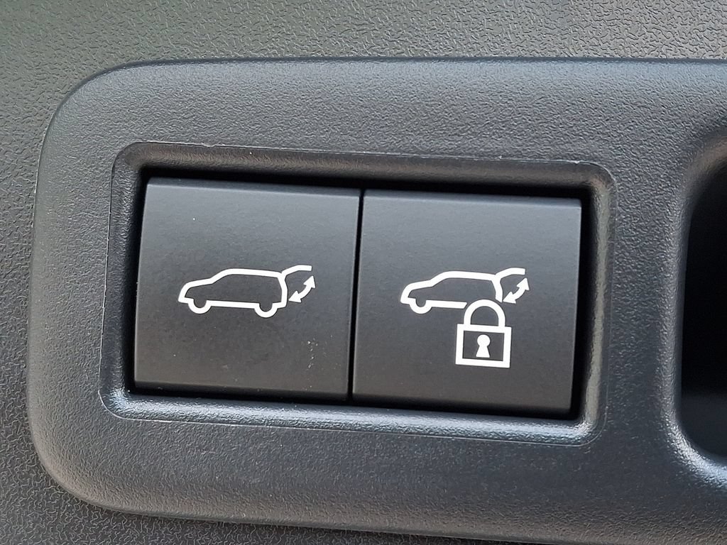 Used 2024 Lexus UX 250h AWD w/ Premium Package image 30