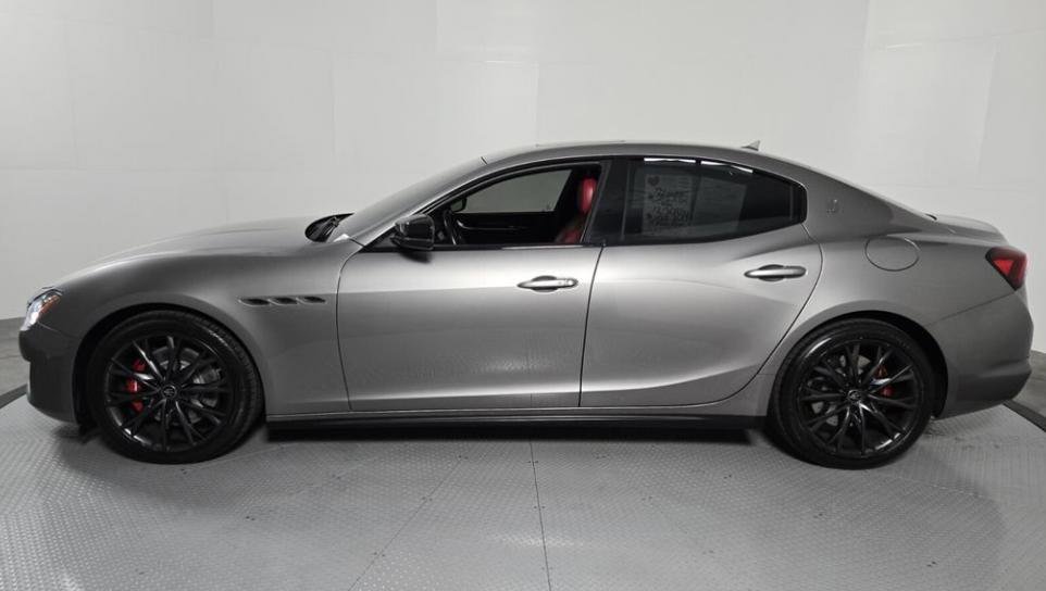Used 2021 Maserati Ghibli S image 2