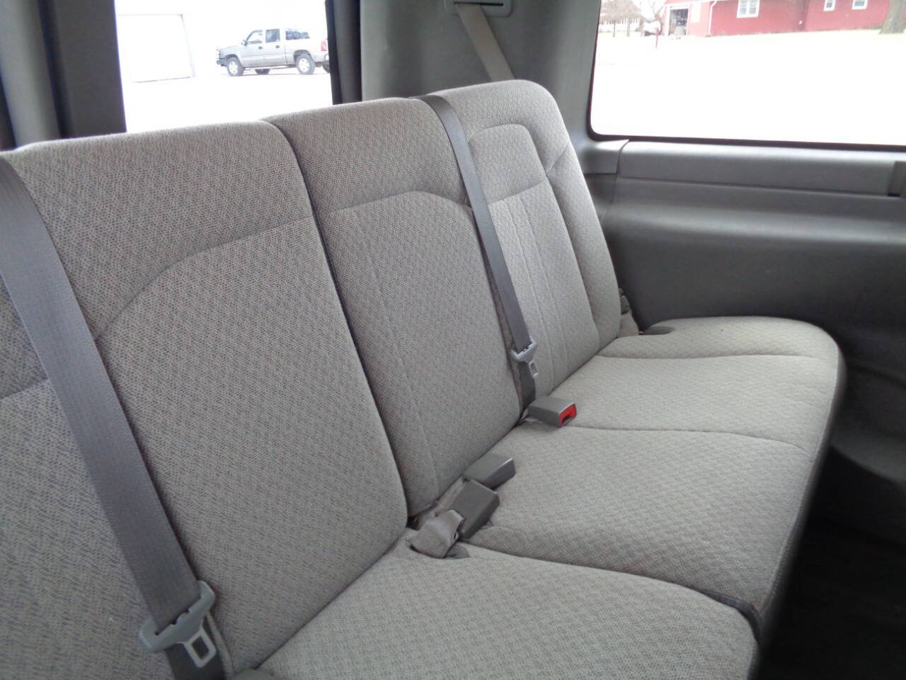 Used 2018 GMC Savana 3500 LT w/ LT Preferred Equipment Group RWD image 36