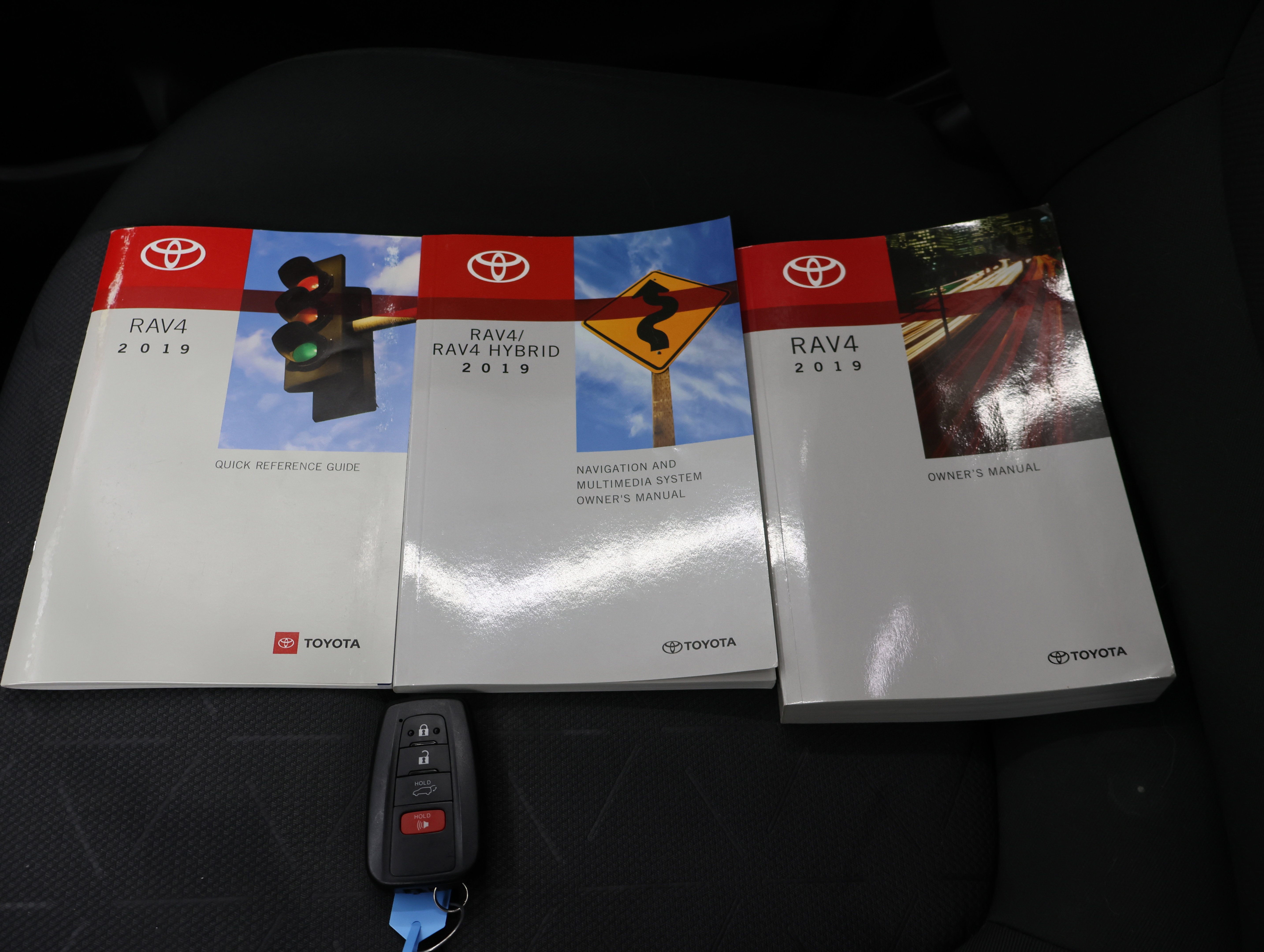 Used 2019 Toyota RAV4 XLE w/ Convenience Package image 59