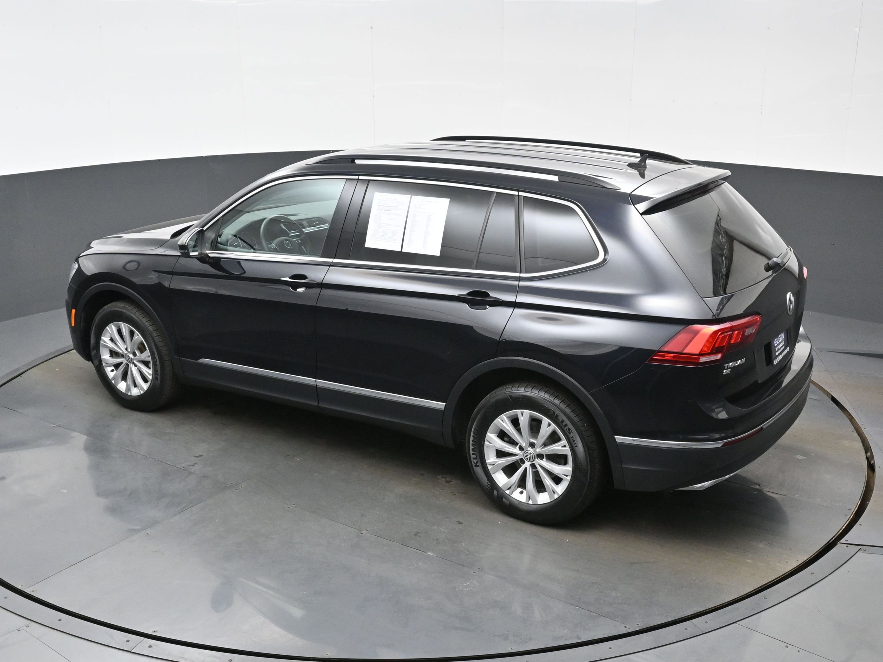 Used 2018 Volkswagen Tiguan SE image 35
