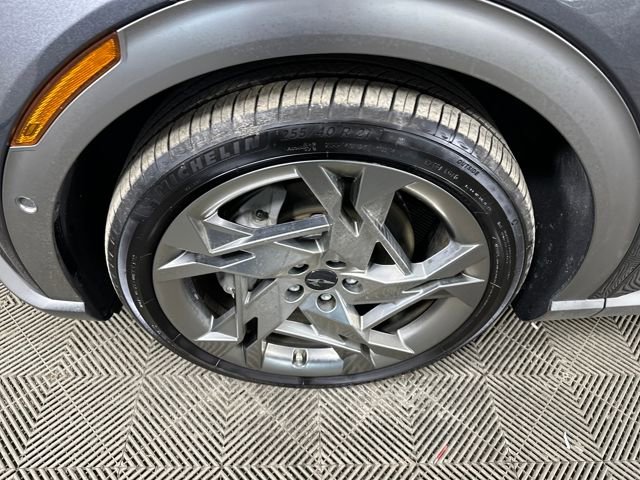 Used 2023 Genesis GV60 Performance image 10