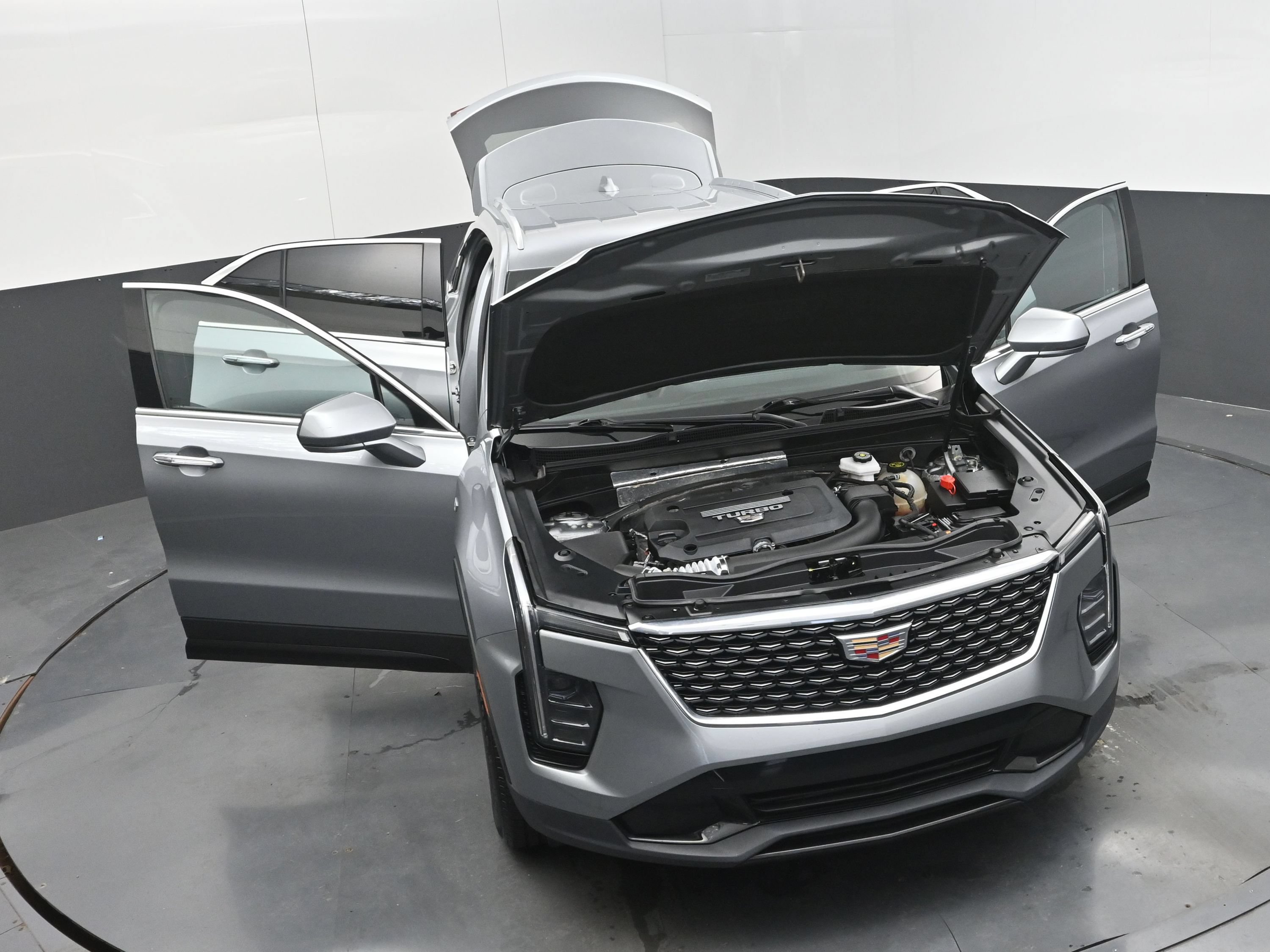 Used 2024 Cadillac XT4 Premium Luxury FWD image 34