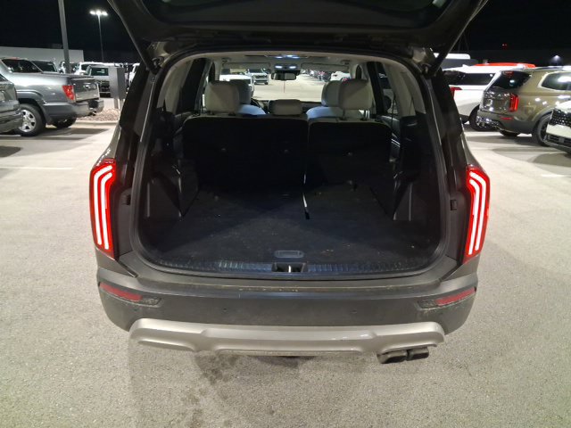 Used 2020 Kia Telluride EX AWD/4WD image 6