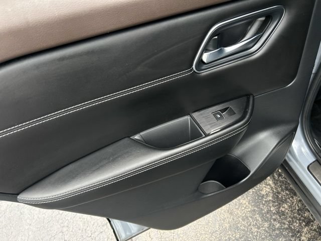 Used 2021 Nissan Rogue Platinum AWD/4WD image 22