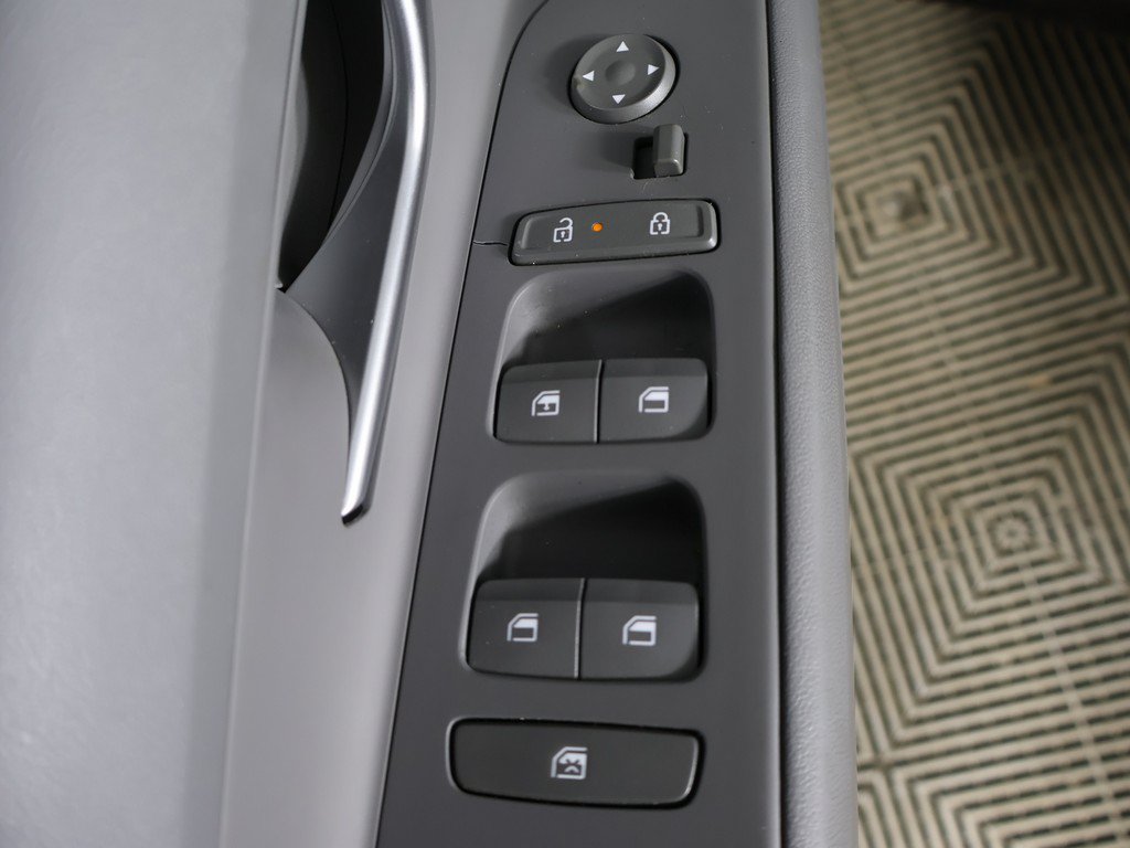 Certified 2025 Hyundai Elantra SE FWD image 32