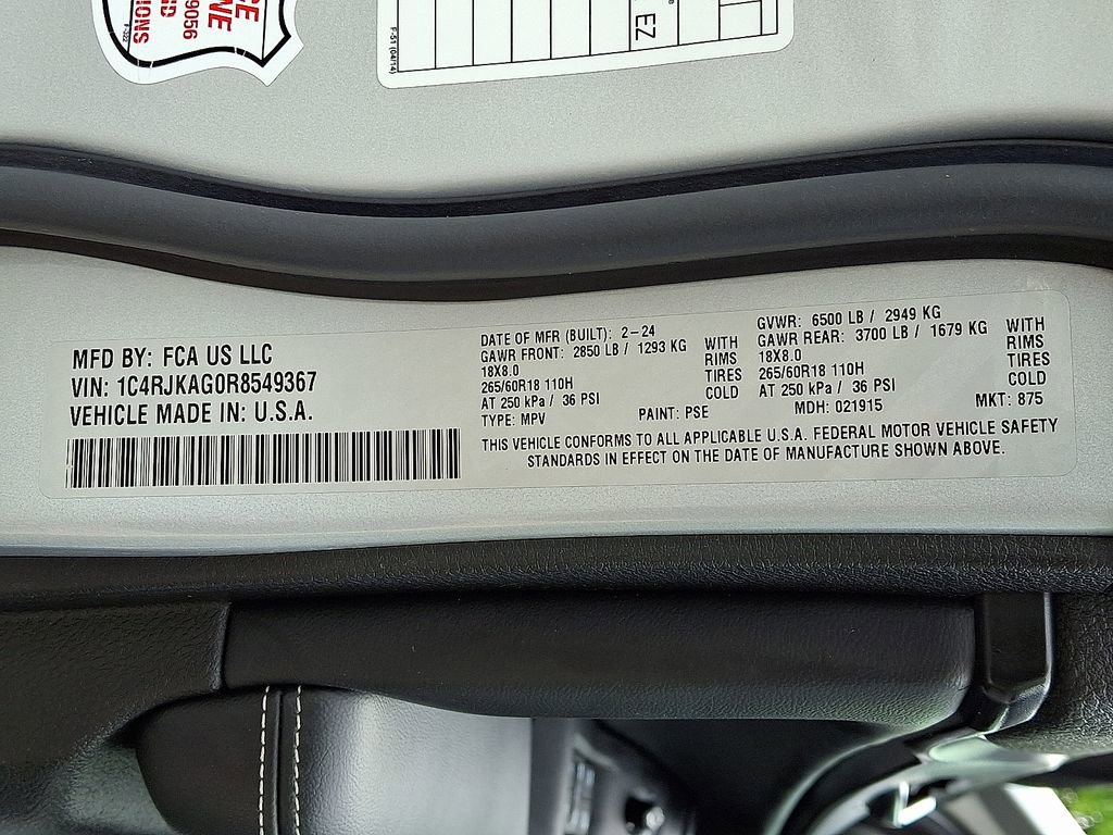 Certified 2024 Jeep Grand Cherokee L Laredo AWD/4WD image 28