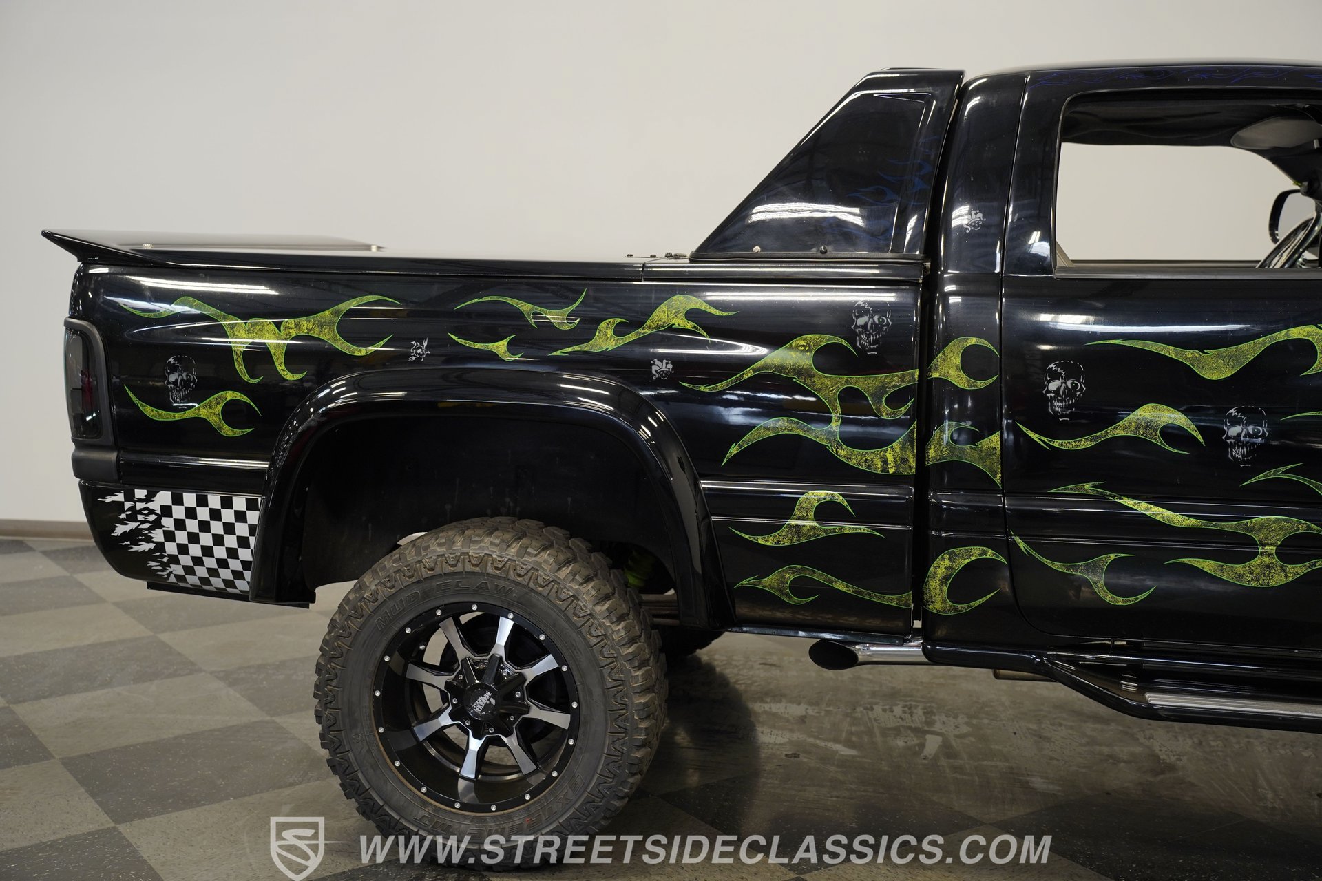 Used 1995 Dodge Ram 1500 Truck 4x4 Regular Cab image 32