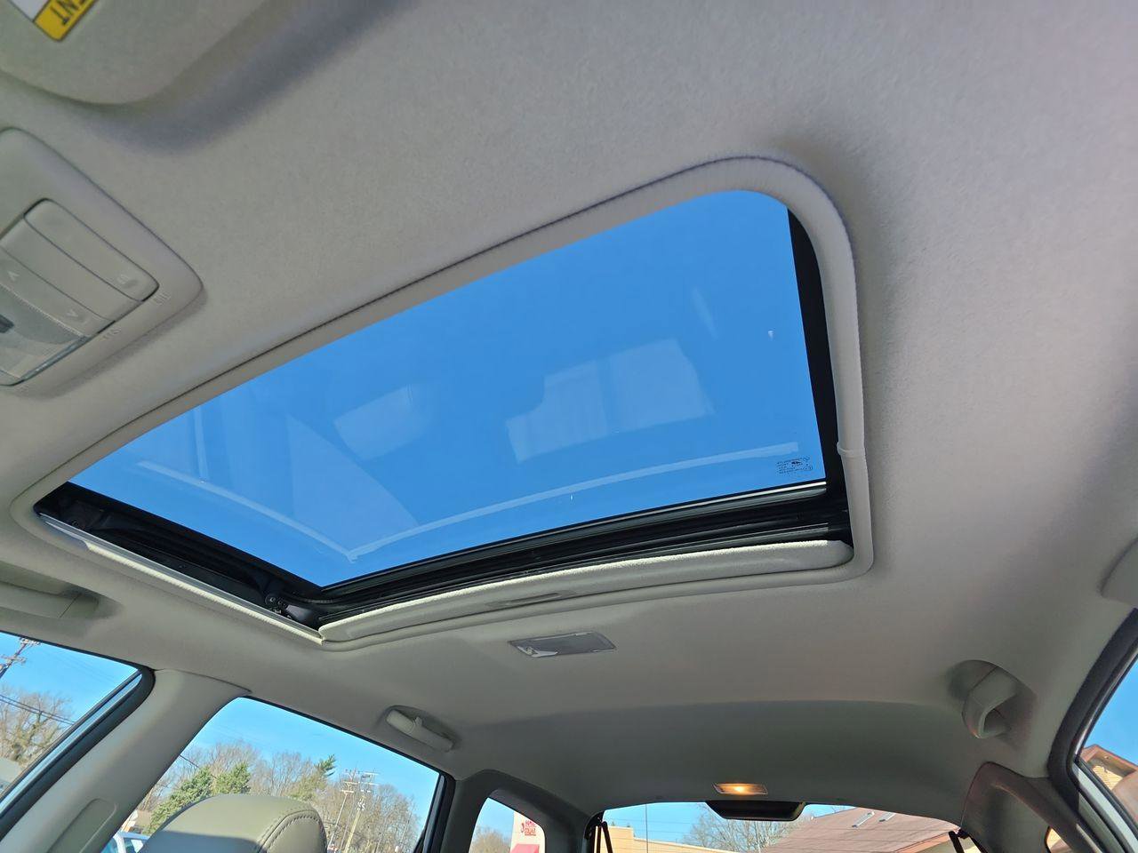 Used 2007 Toyota Matrix XR image 24