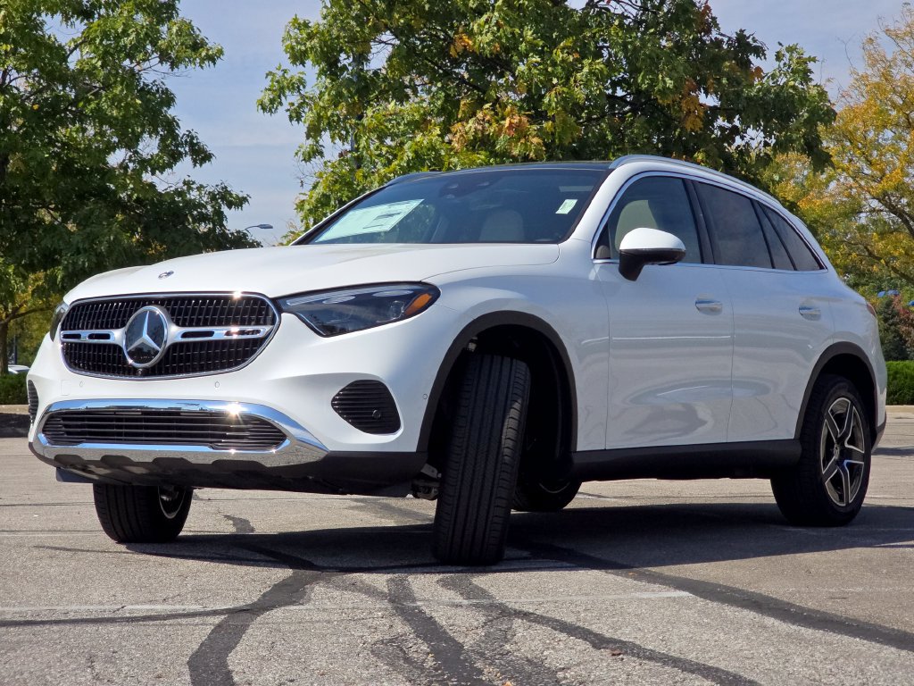 New 2027 Mercedes-Benz GLC 300 4MATIC image 13