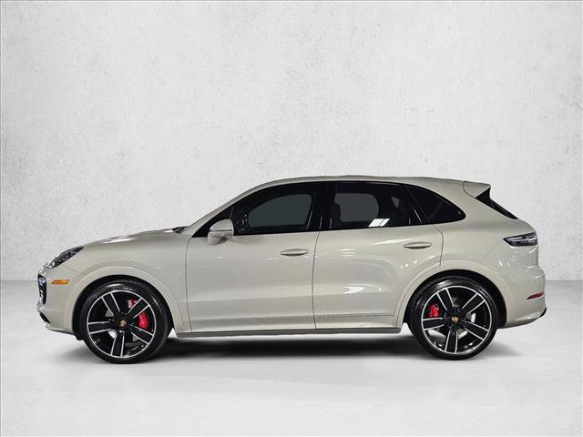 Used 2022 Porsche Cayenne GTS AWD/4WD image 9
