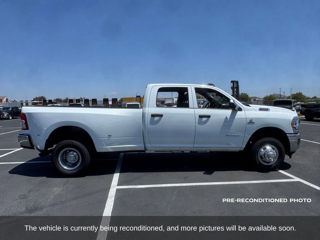 Used 2022 RAM 3500 Tradesman AWD/4WD image 7