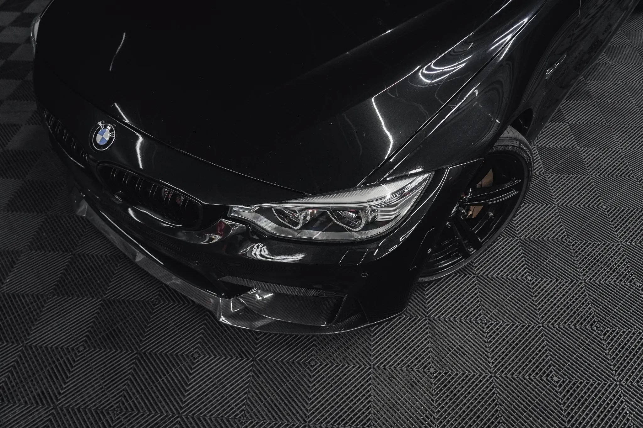 Used 2015 BMW M4 Coupe w/ Executive Package RWD image 4