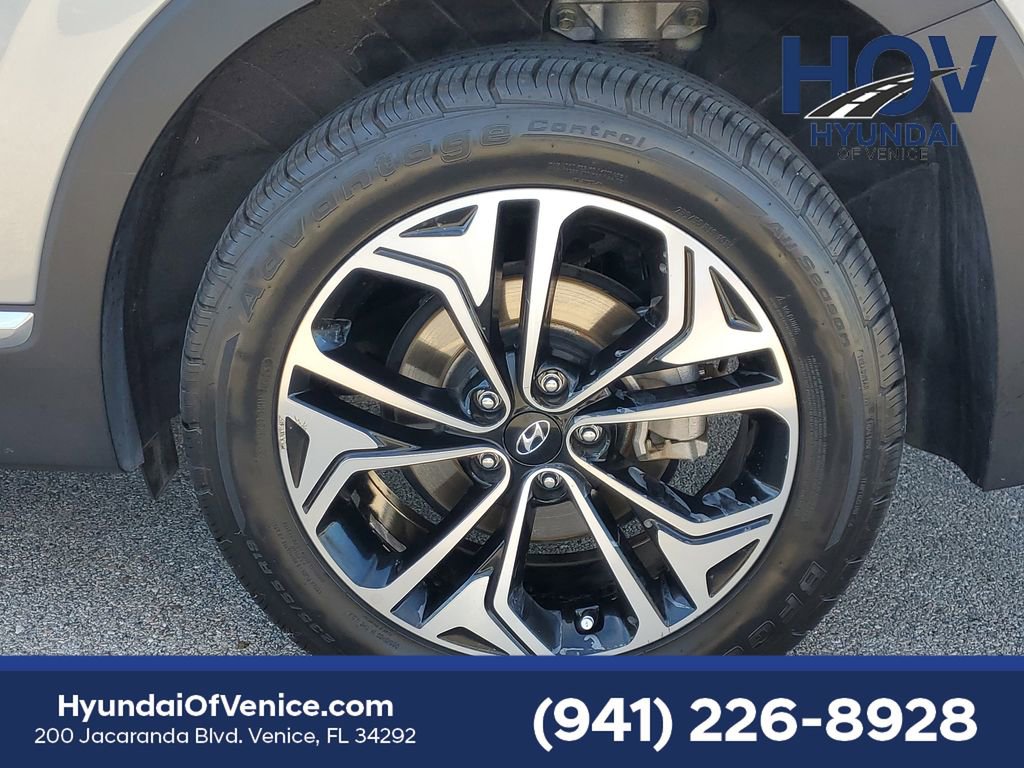 Certified 2020 Hyundai Santa Fe SEL image 15