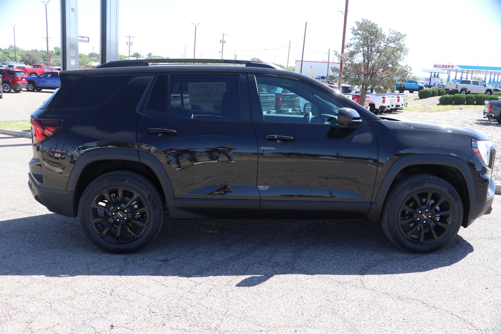 New 2026 GMC Terrain Elevation FWD image 8