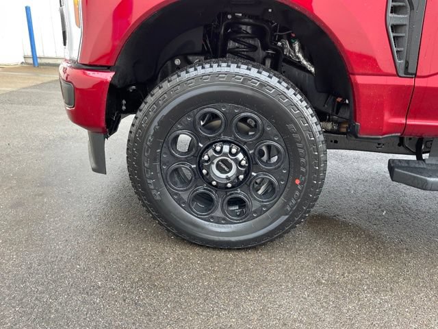 New 2026 Ford F350 XLT w/ XLT Premium Package AWD/4WD image 27