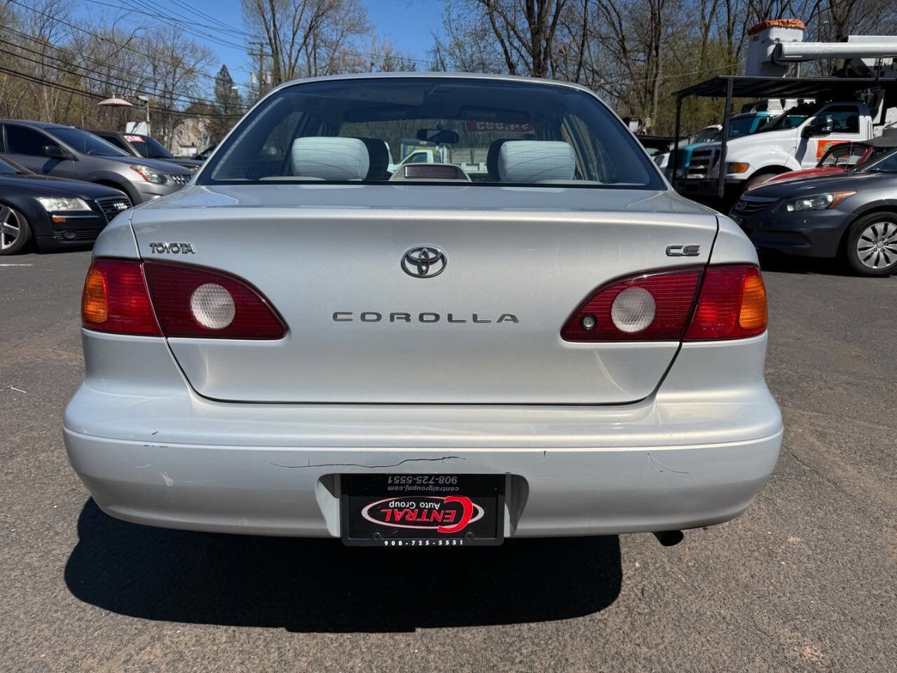 Used 2002 Toyota Corolla LE FWD image 4