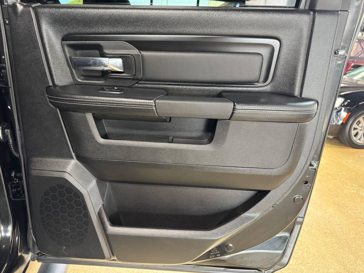 Used 2018 RAM 1500 Rebel w/ Luxury Group AWD/4WD image 12