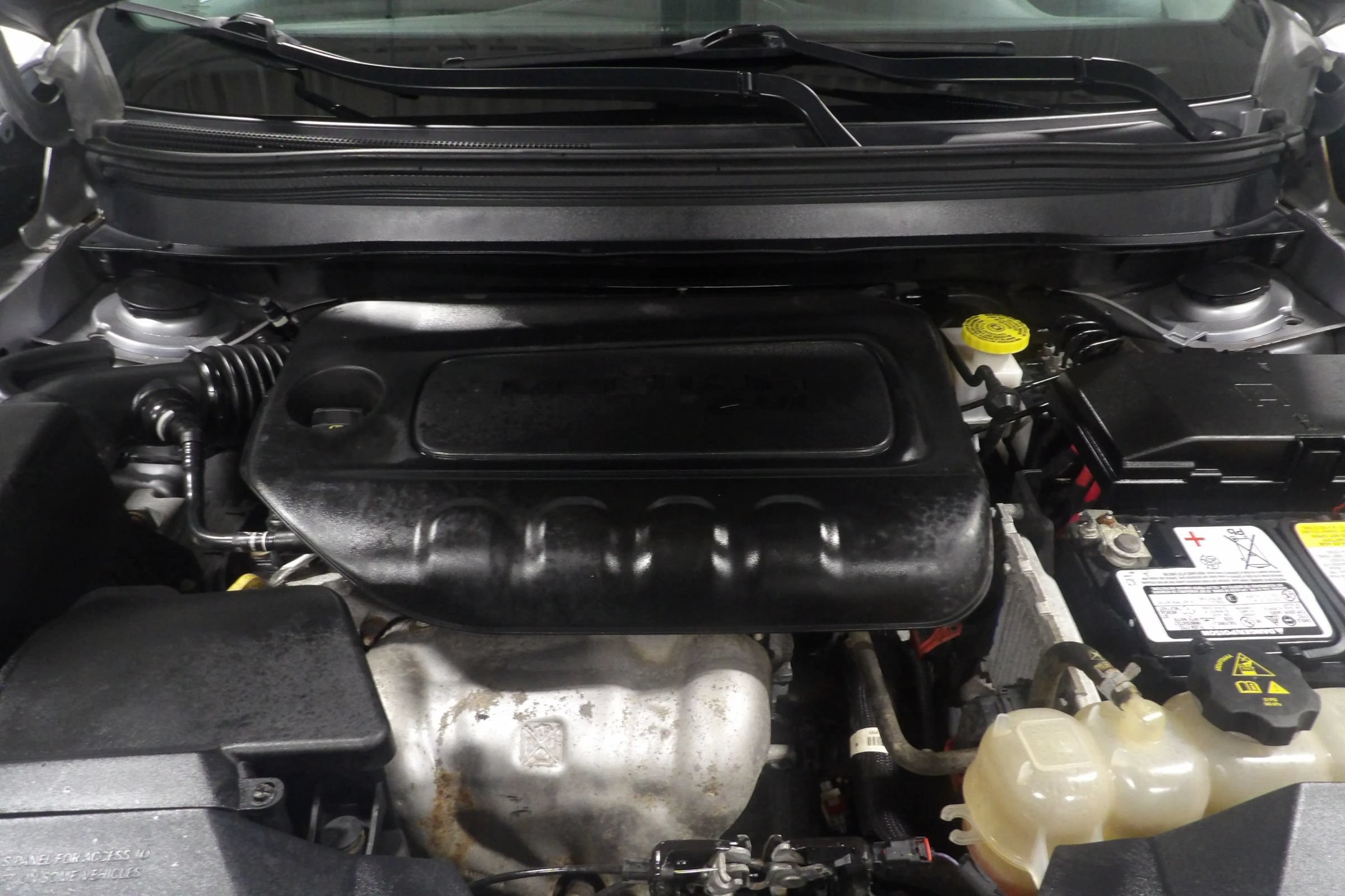 Used 2020 Jeep Cherokee Latitude w/ Cold Weather Group AWD/4WD image 18