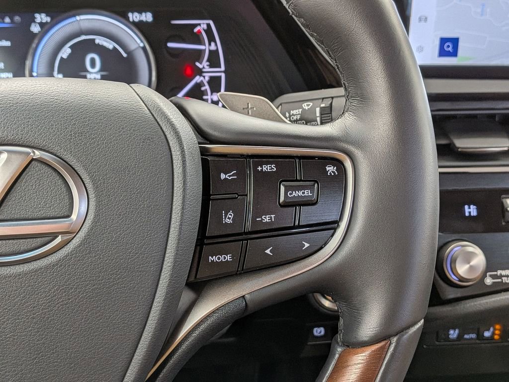 Certified 2024 Lexus ES 300h Ultra Luxury w/ Accessory Package (Z2) image 22