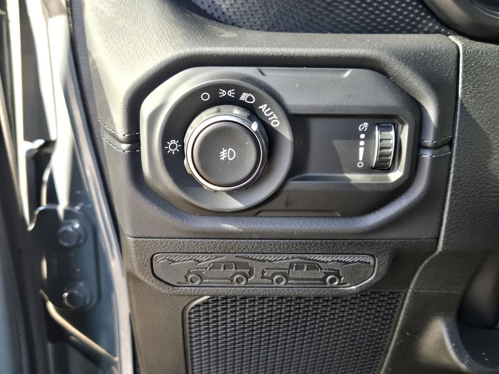 New 2026 Jeep Wrangler Rubicon AWD/4WD image 15