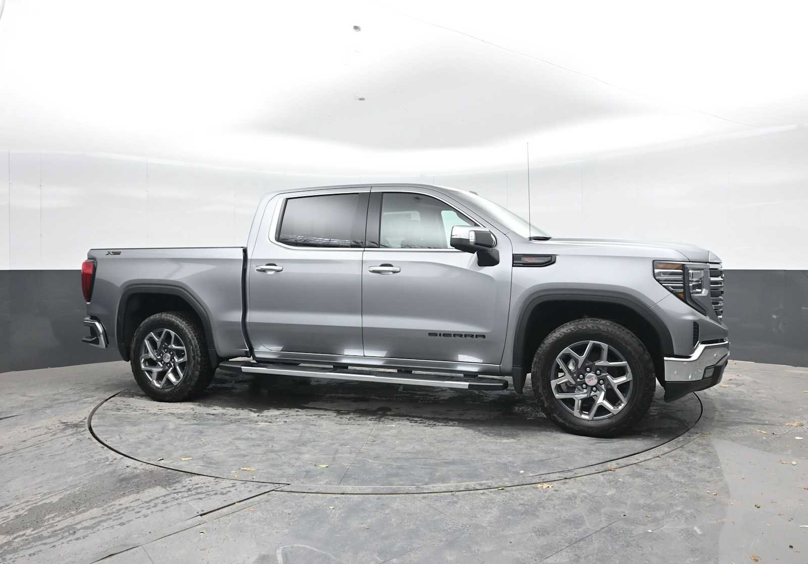 New 2026 GMC Sierra 1500 SLT w/ SLT Premium Package AWD/4WD image 7