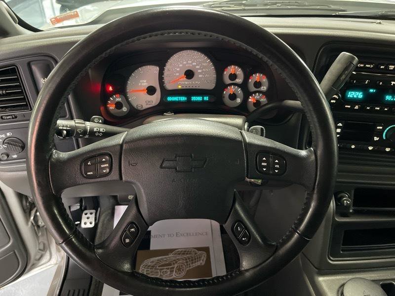 Used 2006 Chevrolet Silverado 1500 SS RWD image 32