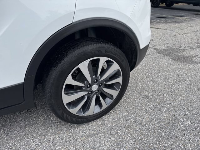 Used 2022 Buick Encore Preferred w/ Safety Package AWD/4WD image 36