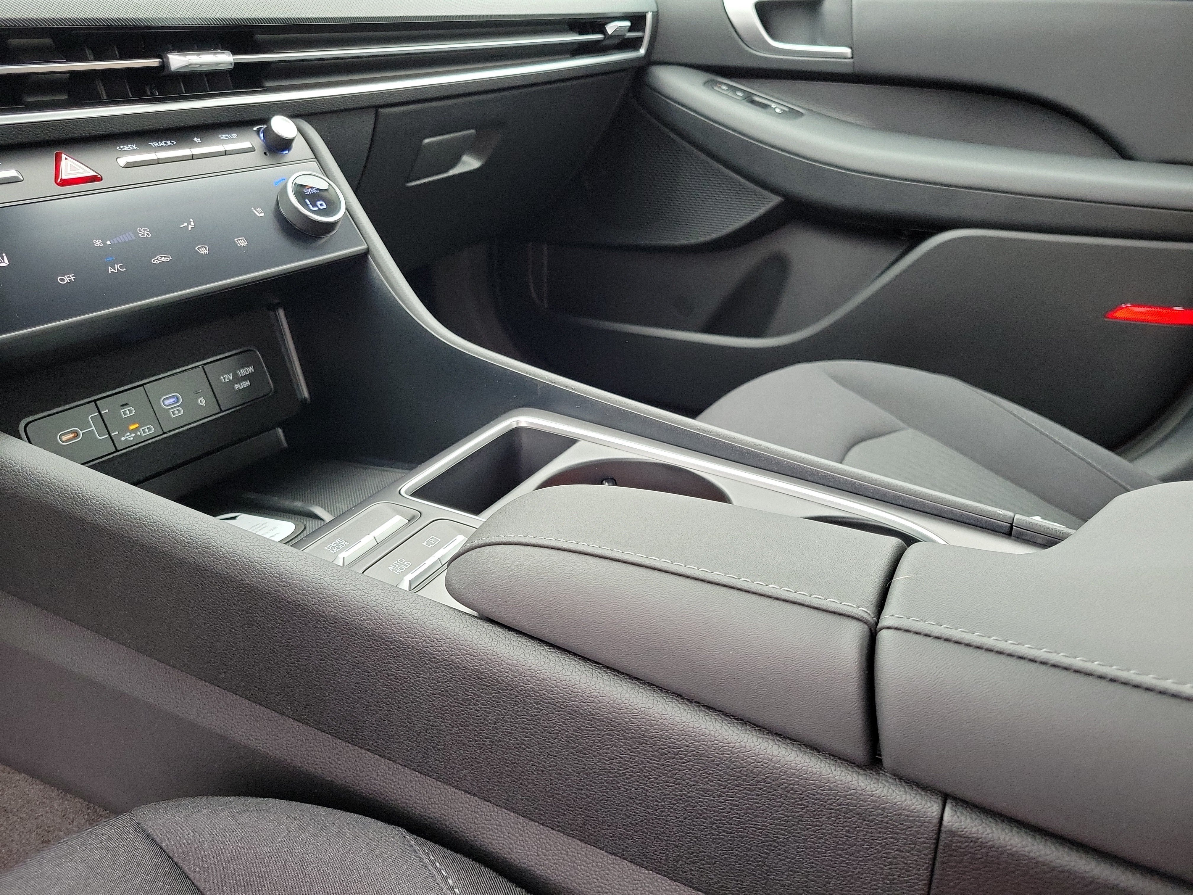 New 2026 Hyundai Sonata SEL AWD/4WD image 12