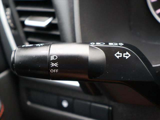 Used 2025 Nissan Rogue SV AWD/4WD image 16