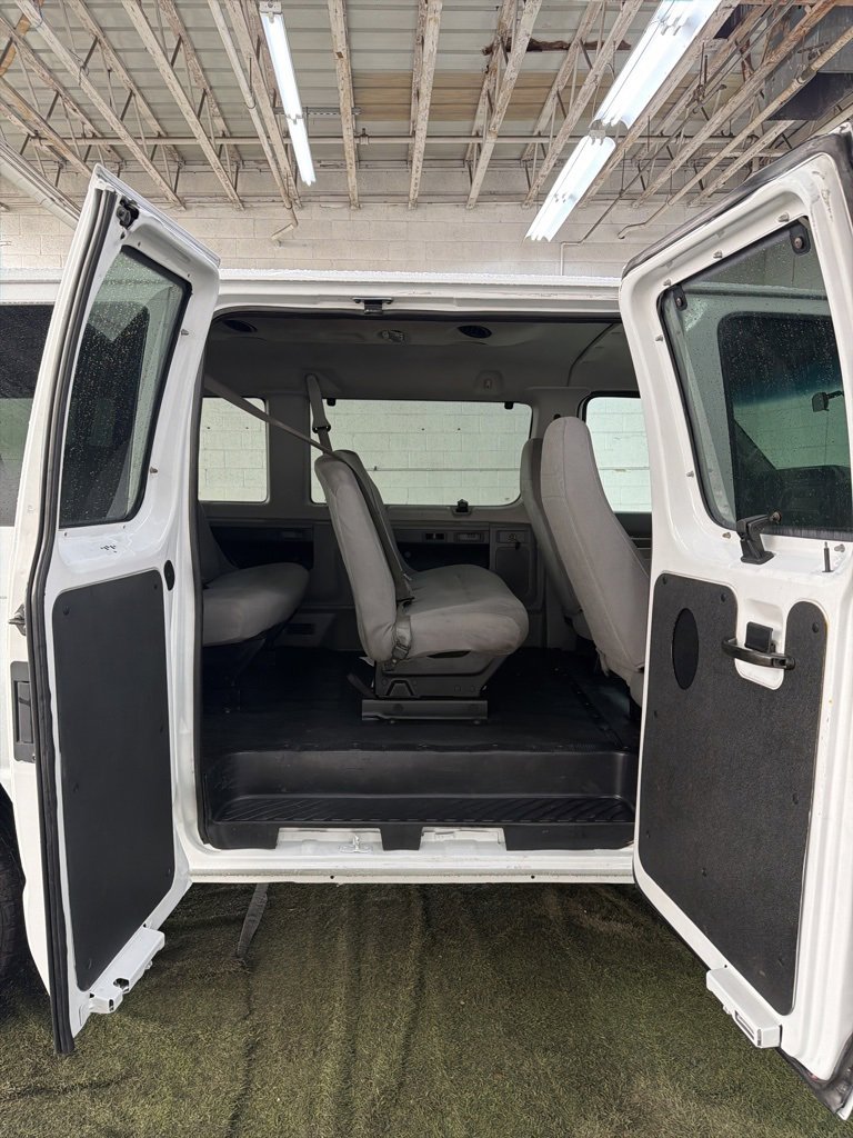Used 2011 Ford E-350 and Econoline 350 XL w/ PWR Windows & Locks Group image 33