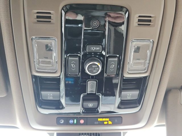 New 2026 GMC Yukon XL Denali w/ Denali Reserve Package image 25