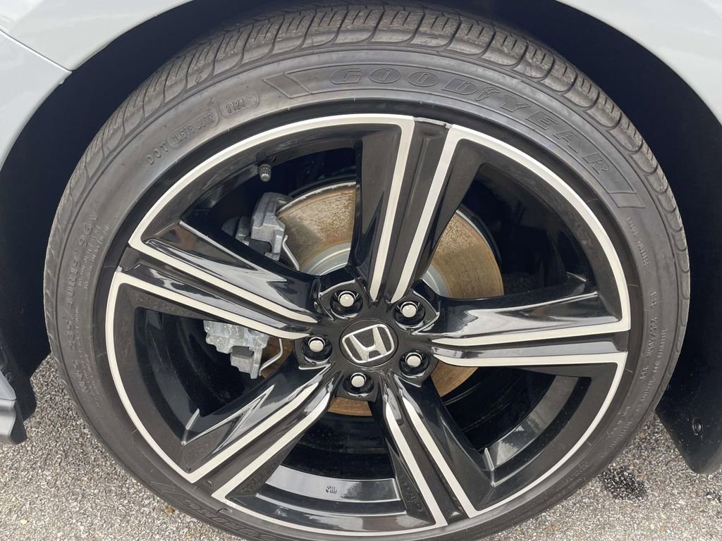 Used 2024 Honda Accord Sport image 8