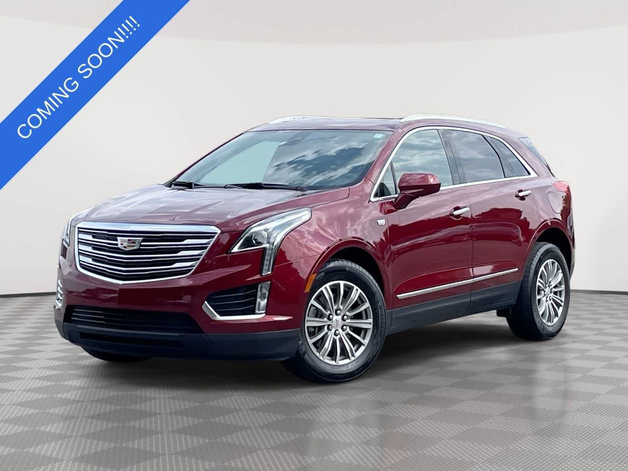 Used 2017 Cadillac XT5 Luxury w/ Driver Awareness Package AWD/4WD image 1