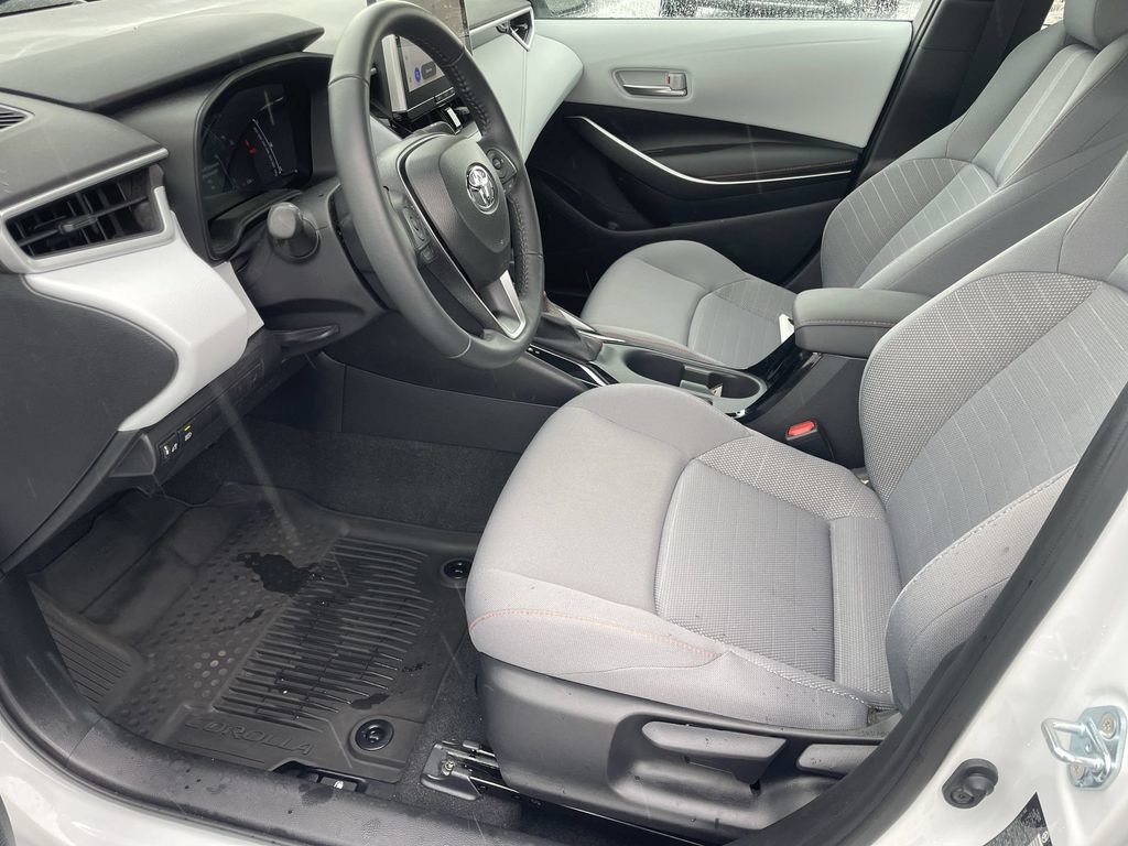 Used 2025 Toyota Corolla FX w/ Convenience Package FWD image 8