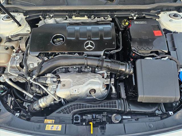 Used 2023 Mercedes-Benz CLA 250 image 23