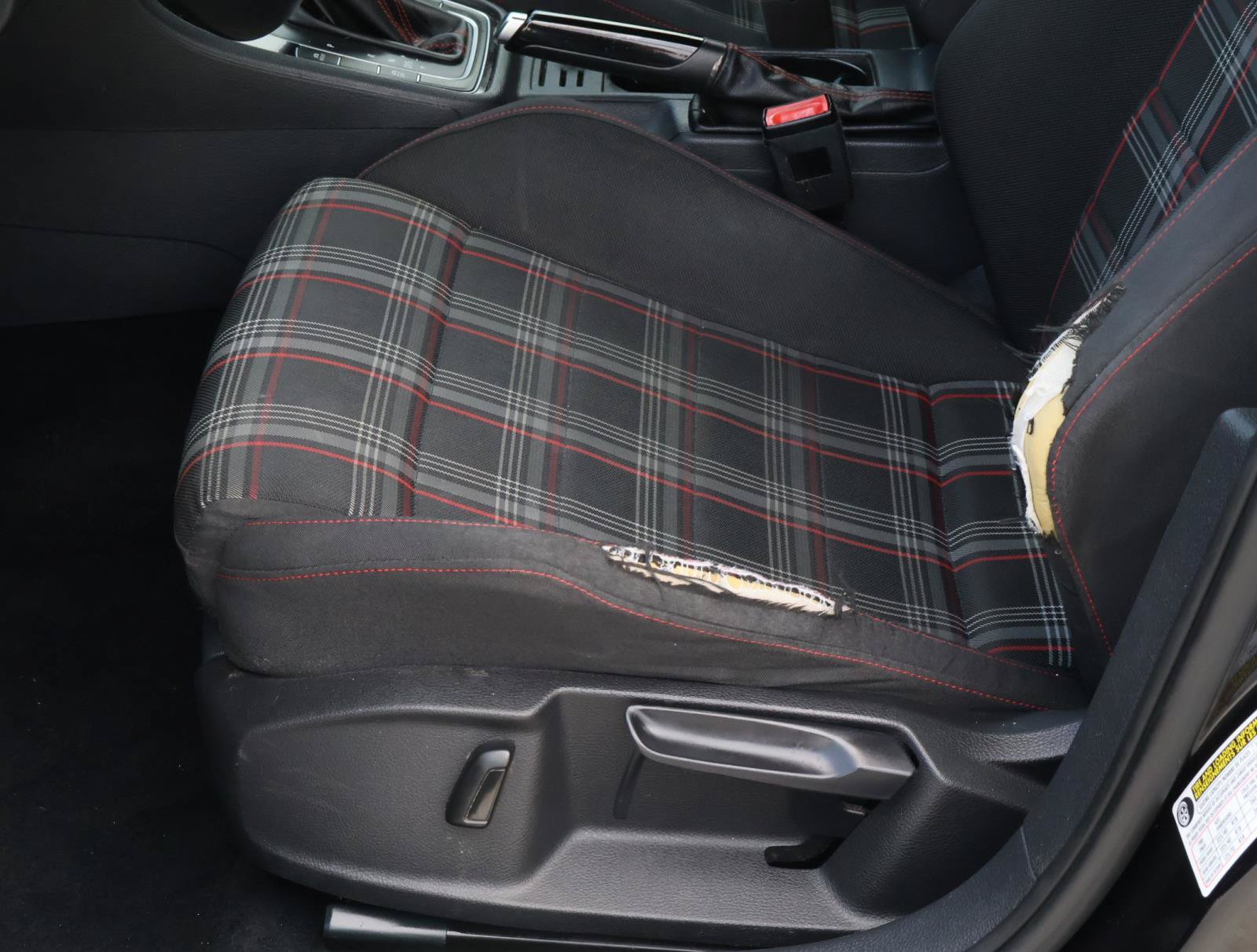 Used 2016 Volkswagen GTI S FWD image 12