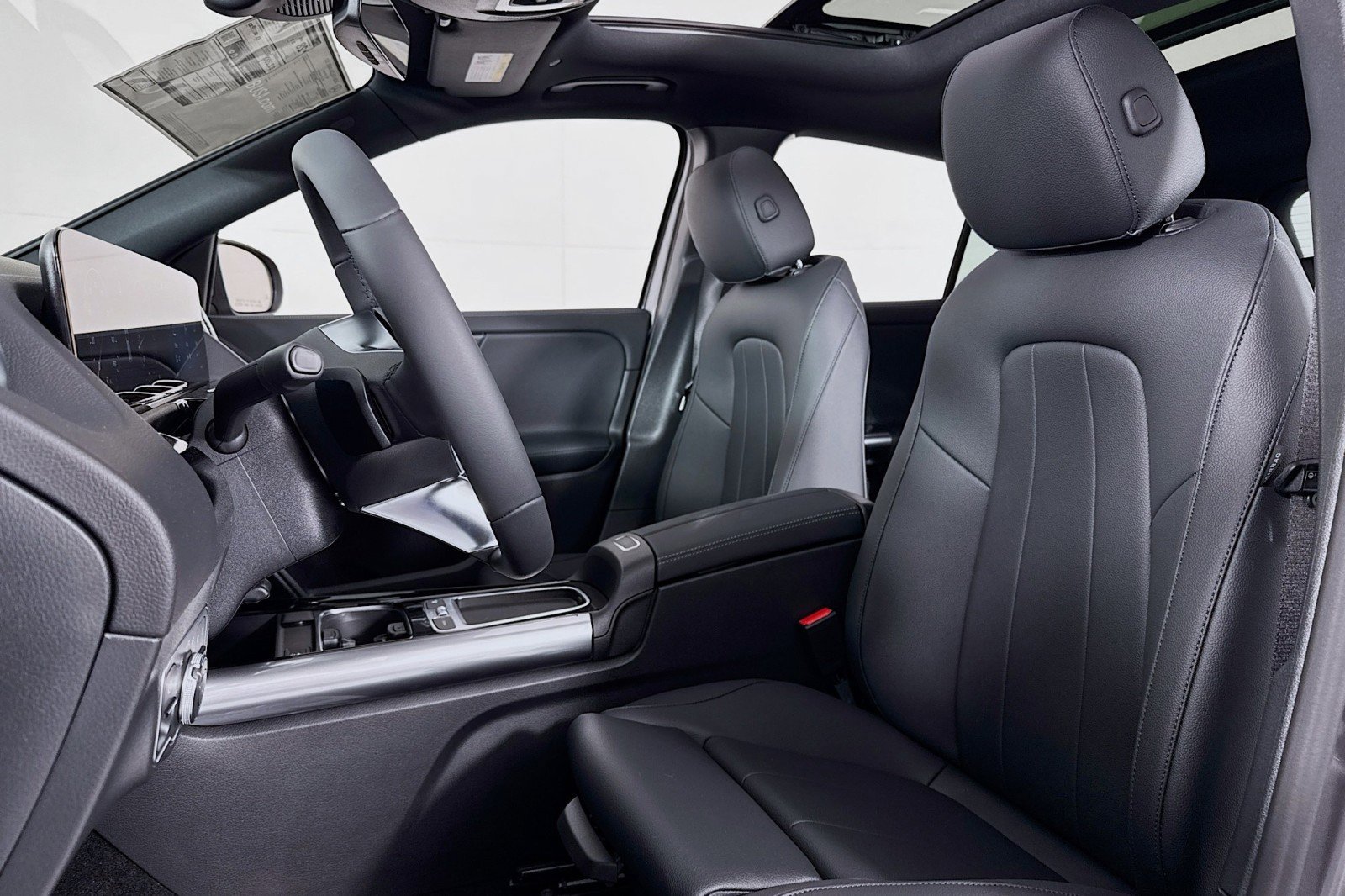 New 2026 Mercedes-Benz GLA 250 4MATIC image 16