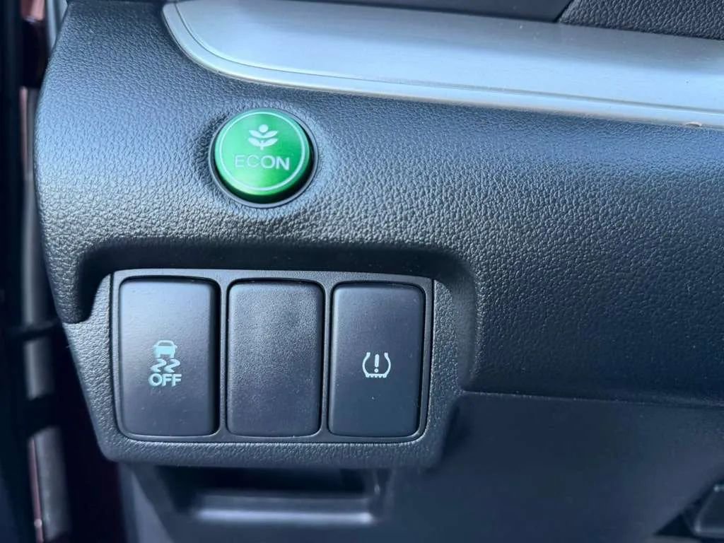 Used 2016 Honda CR-V SE image 23