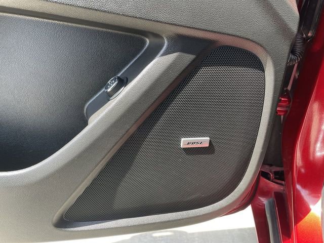 Used 2023 Chevrolet Traverse Premier FWD image 24