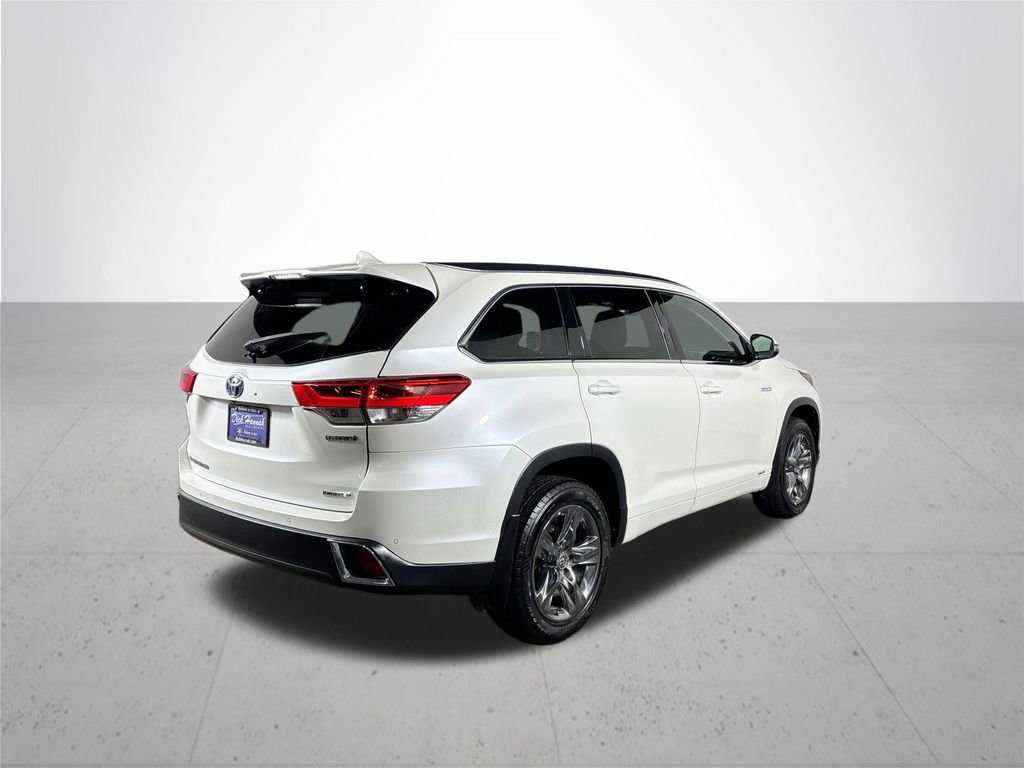 Used 2019 Toyota Highlander Limited Platinum image 6